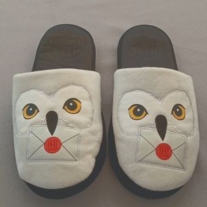 Hogwarts Harry Potter Slippers Size Lg/Xl